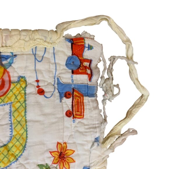70s Alphabet Baby Quilt Raggedy Ann Andy Multicolor Illustrations Ruffle Trim - Picture 3 of 3